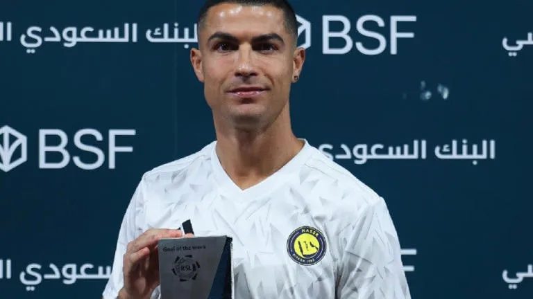 🔥 “¡CR7 alcanza los 950 goles! Cristiano Ronaldo sella el hito con triunfo del Al Nassr 2-0 ante Al Hazm y se acerca a los 1 000”