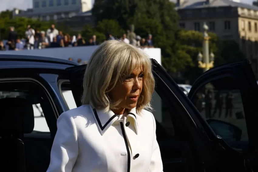 🔥¡ESCÁNDALO DIGITAL EN EL Elíseo!🔥 Fiscalía de Francia pide hasta 1 año de prisión por ciberacoso contra Brigitte Macron