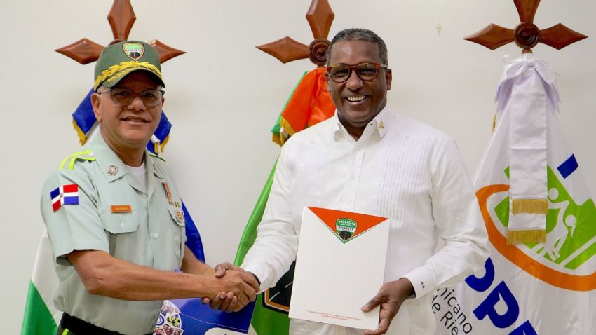 Digesett e Idoppril firman acuerdo para prevenir siniestros de tránsito en el país