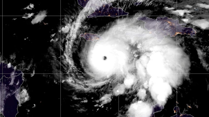 El huracán Melissa alcanza categoría 5 y amenaza con catástrofe en el Caribe