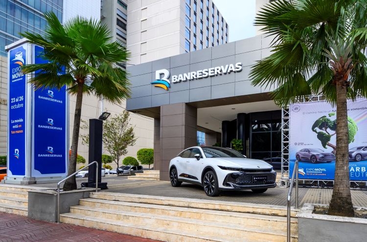 Feria de vehículos Expomóvil Banreservas del 23 al 26 octubre
