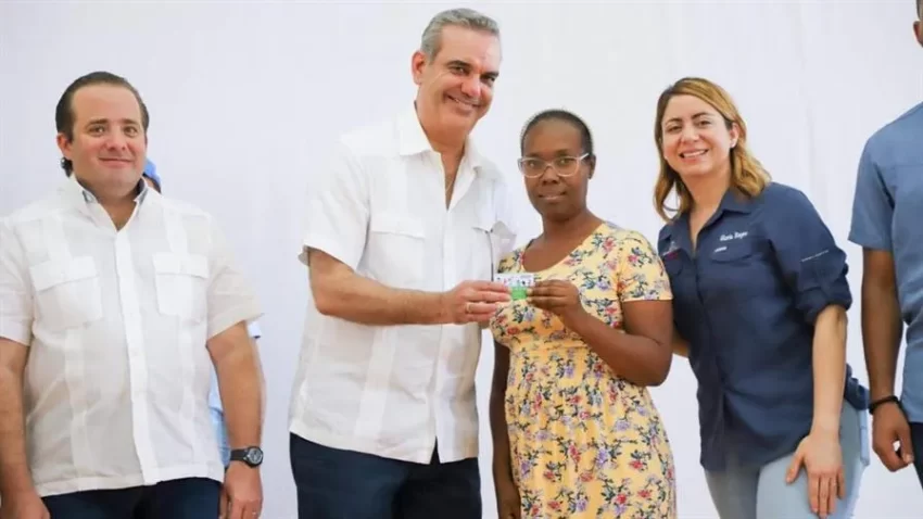 Los subsidios cuestan más que la indexación salarial congelada desde el 2017