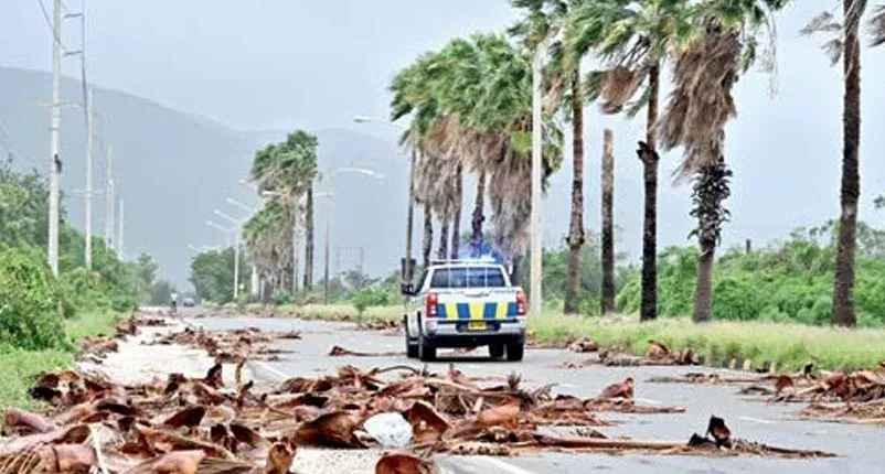 Melissa golpea con furia a Jamaica y se dirige a Cuba tras daños en Haití y RD