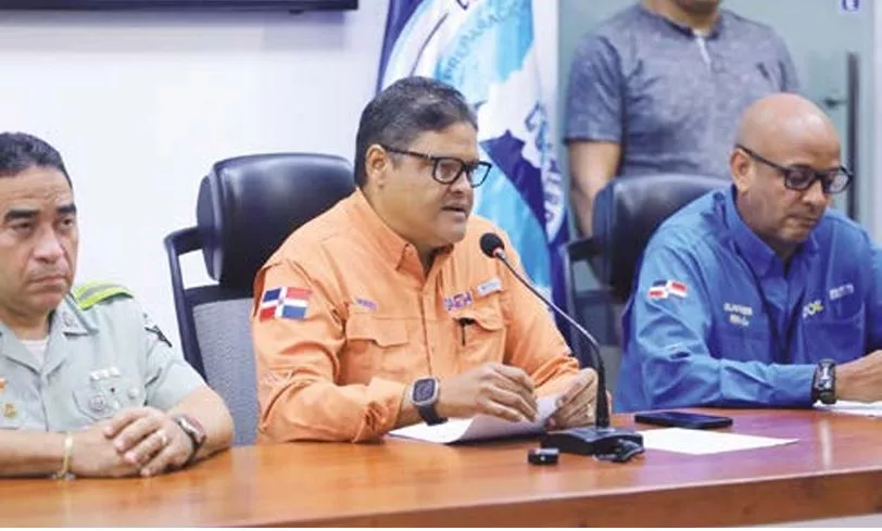 Onda se aproxima al país con 80% de probabilidad de convertirse en ciclón