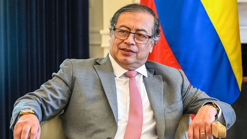 Petro a Trump: "Estamos fuera de control, es cierto"