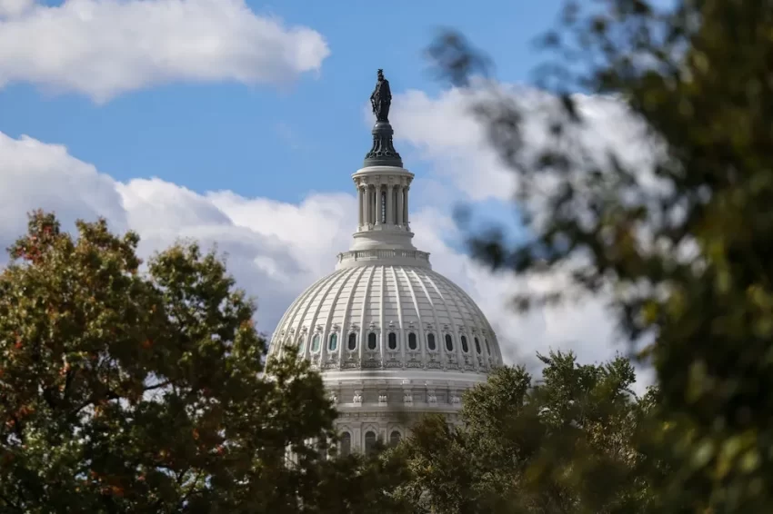⚠️ El Senado de EE. UU. vuelve a bloquear la financiación temporal y se extiende el cierre gubernamental