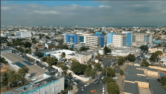Ministro Bonilla realiza encuentro con “Amigos que Suman” en el Hospital Clínico-Quirúrgico Dr. José Joaquín Puello