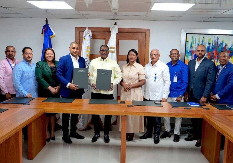 IDOPPRIL y Ayuntamiento SPM firman convenio en favor de seguridad y salud laboral