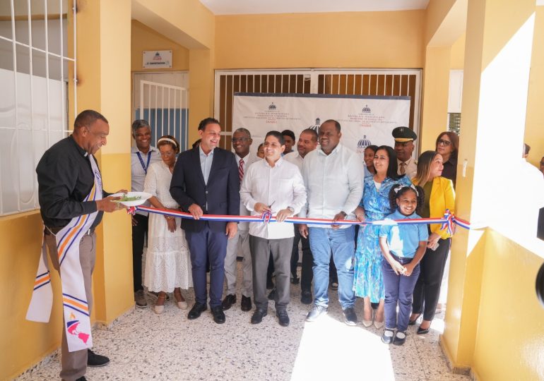 INABIE pone en funcionamiento módulo de salud bucal para beneficiar a 3,661 estudiantes de Las Matas de Farfán