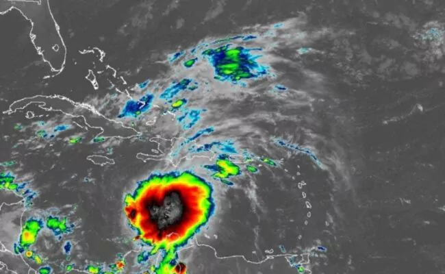 Indomet informa la tormenta Melissa se mantiene estacionaria a 445 kilómetros suroeste de Haití; mantendrá condiciones bastante lluviosas sobre RD