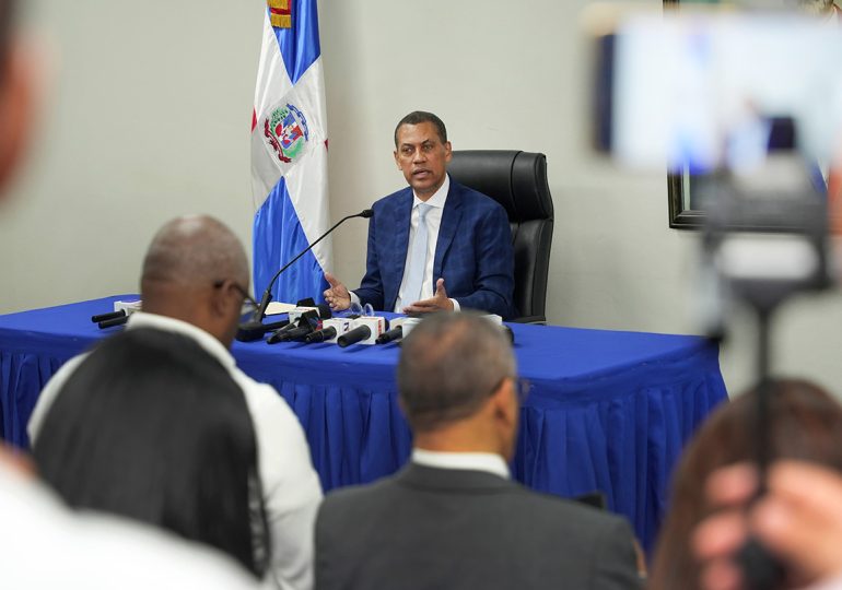 Cultura de mentiras se ha querido instaurar como regla en República Dominicana, advierte presidente del INDOTEL