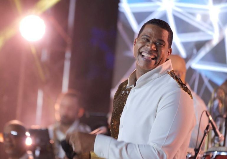 Jandy Ventura enciende la temporada con álbum “El Legado Del Caballo vol. 3 Llegó Navidad”