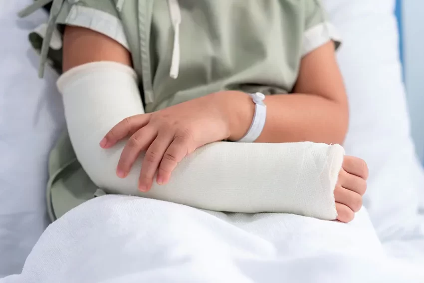 Hasta 20% fracturas por caídas terminan en muertes
