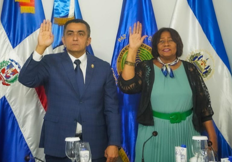 Jesús Batista Suriel asume como vicepresidente del PARLACEN