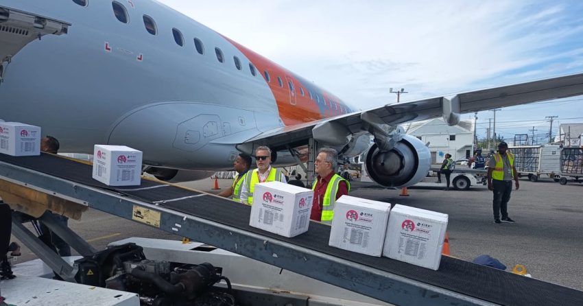 República Dominicana envía ayuda humanitaria a Cuba