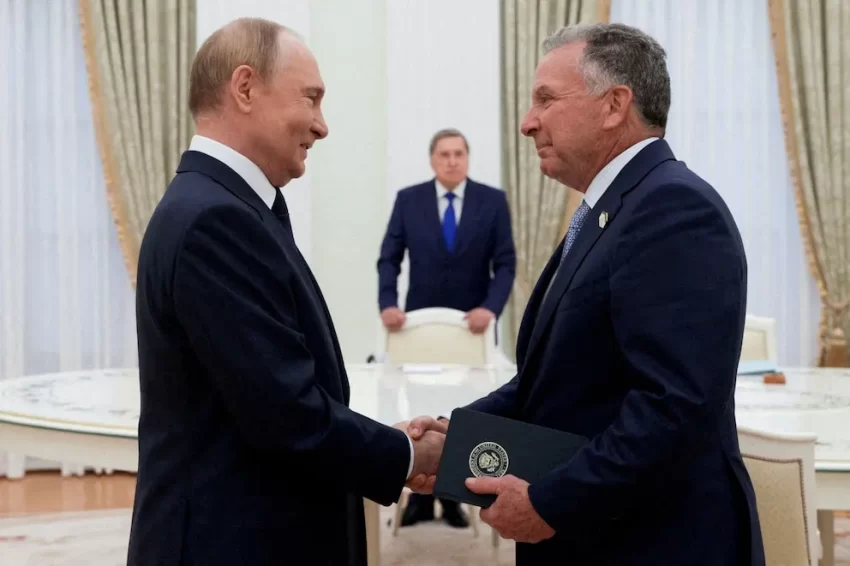 🔎 “EE. UU. enviará a su enviado especial a Moscú: reunión clave con Putin para impulsar el plan de paz en Ucrania”