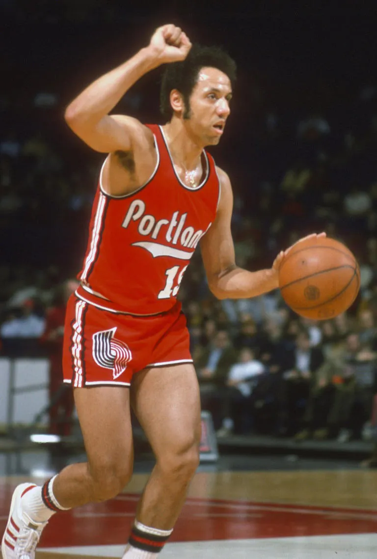 🏀🕊️ “SE APAGA LA LUZ DE UNA LEYENDA: Muere Lenny Wilkens a los 88 años”