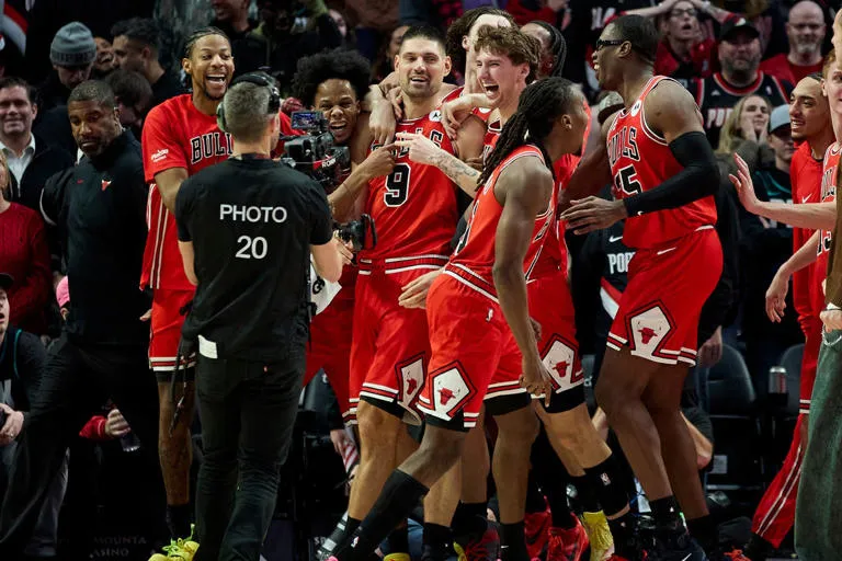 Golpe al final: Nikola Vucevic hunde a los Blazers con un triple sobre la bocina para que los Chicago Bulls se impongan 122-121