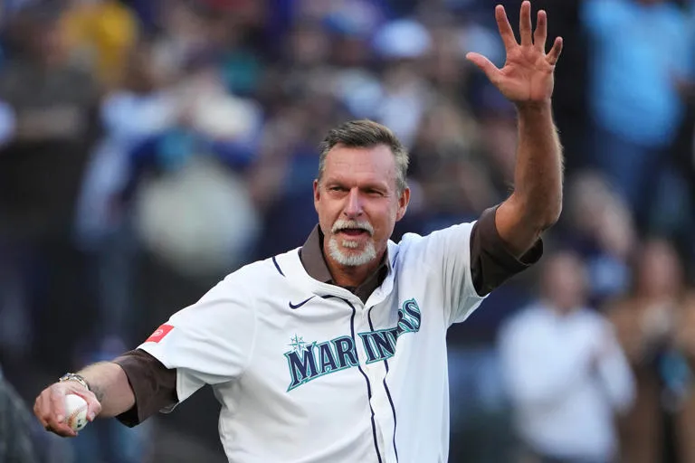 ¡LA “BIG UNIT” SE CONSAGRA! Los Seattle Mariners retirarán el número 51 de Randy Johnson en 2026 🎉