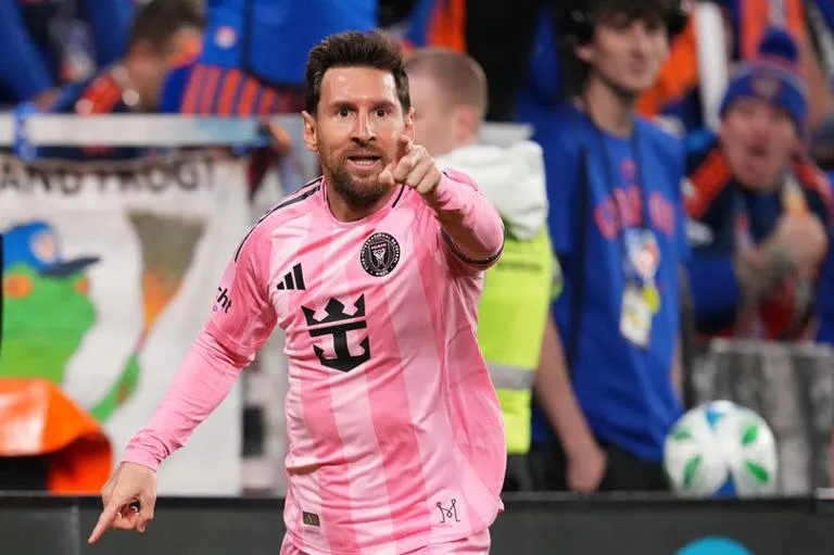 😬 “Polémica en la MLS: jugadores piden la camiseta a Messi tras goleada… y los critican”
