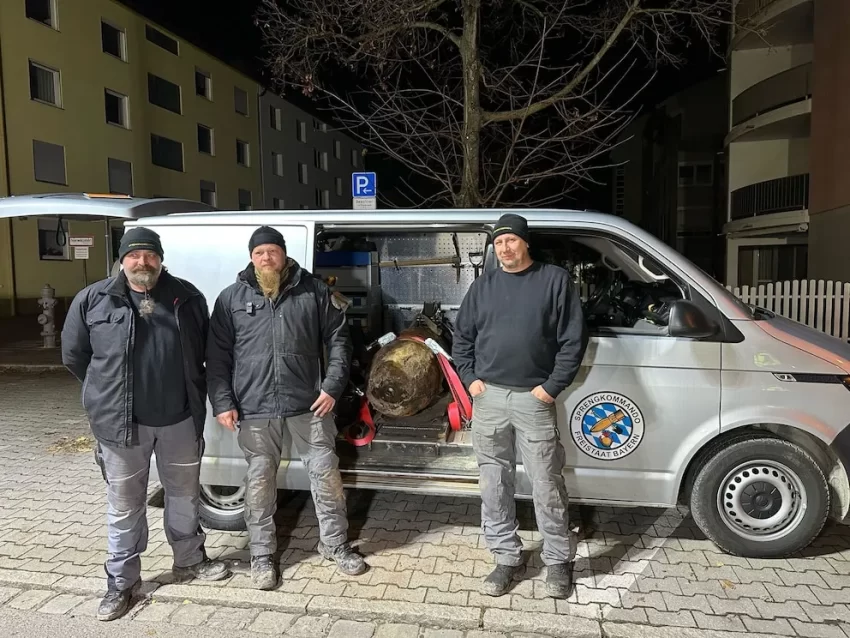 🇩🇪💣 “HALLAN BOMBA DE CASI MEDIA TONELADA EN ALEMANIA: MÁS DE 20 MIL PERSONAS EVACUADAS”