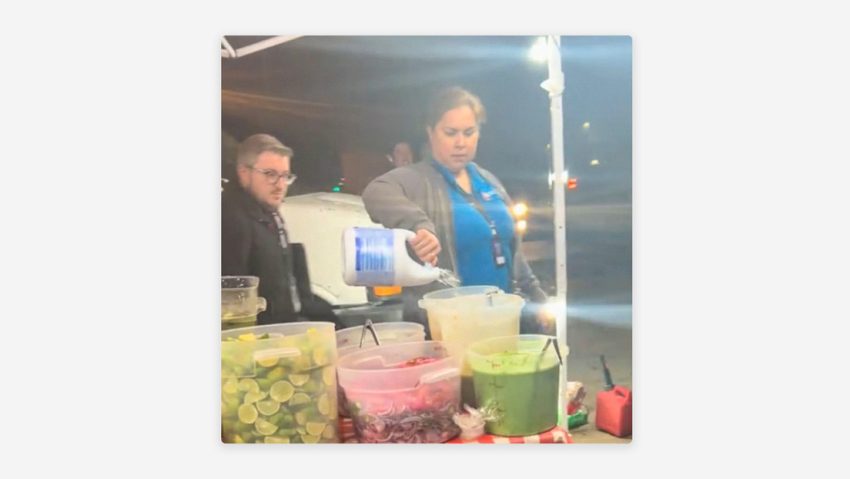 Inspectora destruye comida con cloro en un puesto de tacos en EE.UU.