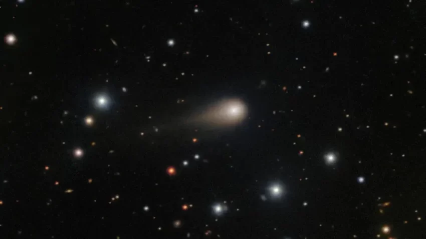 ¡VISITANTE GALÁCTICO! El cometa 3I/ATLAS, procedente de fuera del Sistema Solar, desconcierta a los científicos