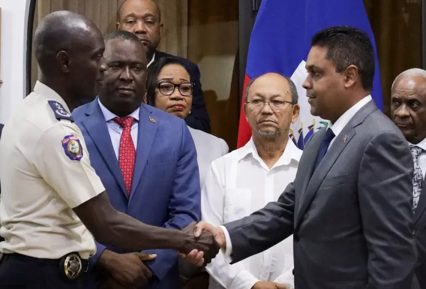 馃嚟馃嚬 Hait铆 convoca elecciones presidenciales para 2026 en medio de la peor ola de violencia de su historia 馃敟