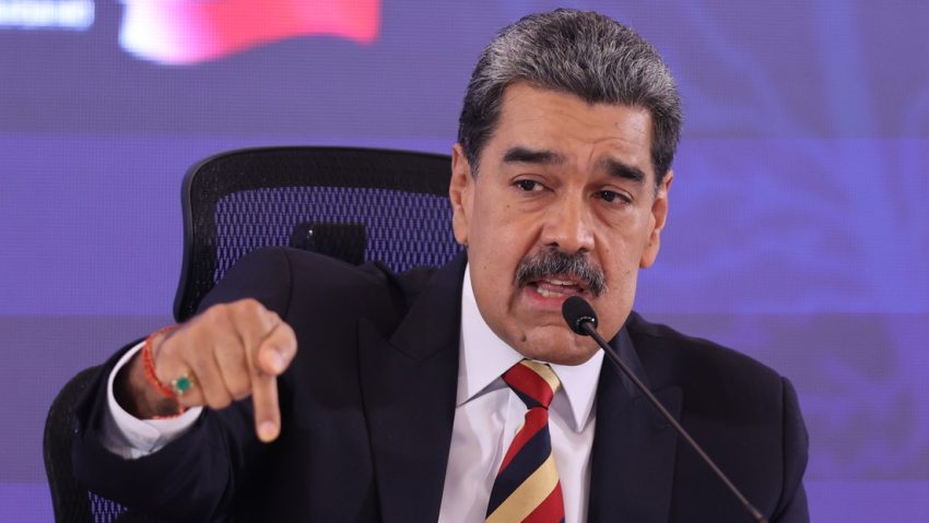 Maduro: "Allá el norte imperialista, con sus palabras y sus amenazas"