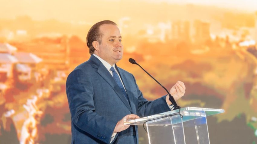 SANTIAGO: Paliza anuncia licitación Autopista del Ambar