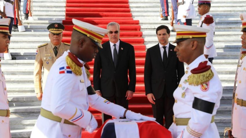 Presidente Abinader afirma que traslado de restos de Juan Rodríguez al Panteón de la Patria es un acto de justicia histórica y el más justo tributo que RD ofrenda a su legado