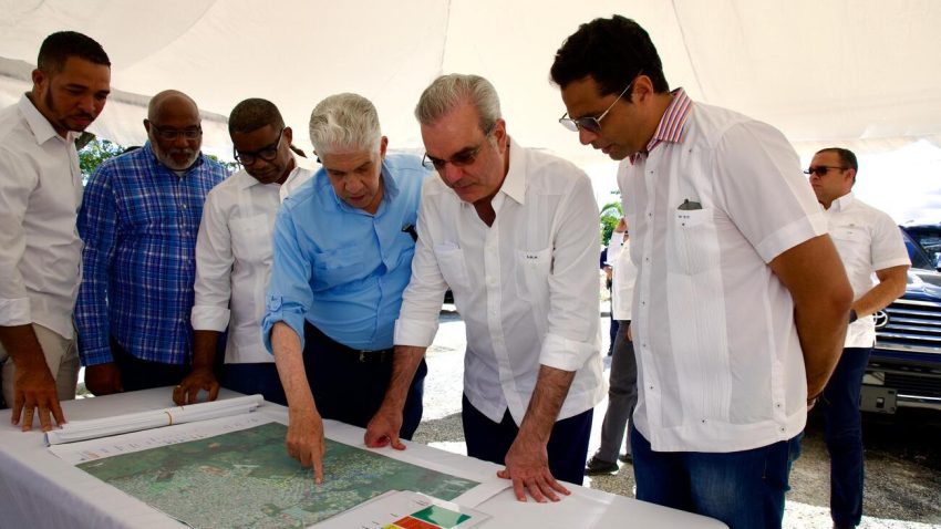 Presidente Abinader anuncia anheladas soluciones a problemas de alcantarillado, agua potable y electricidad en Higüey