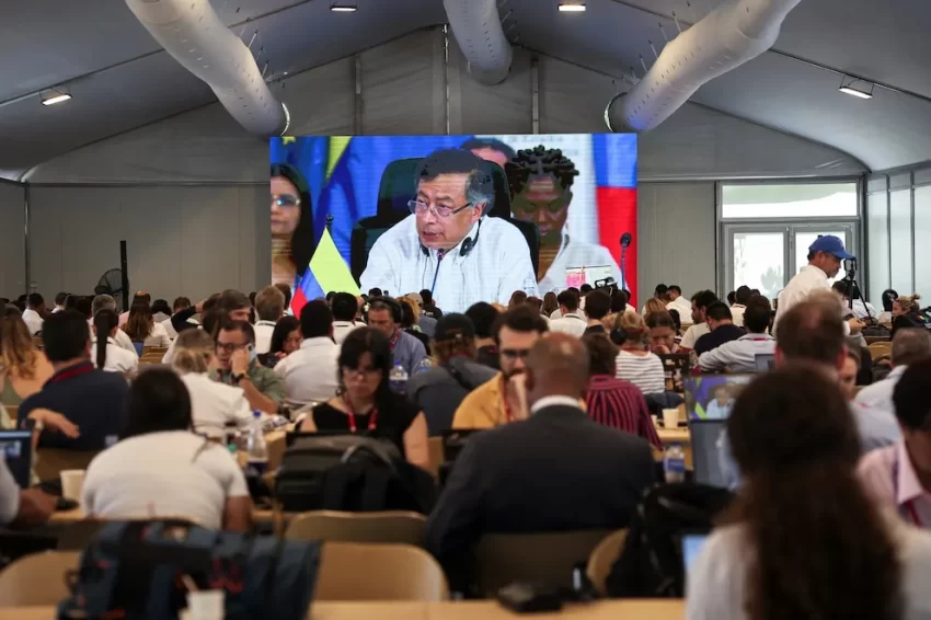 🌍🇨🇴 “¡CONTRADICCIÓN EN PLENA CUMBRE! Gustavo Petro admite que no puede hablar por la Comunidad de Estados Latinoamericanos y Caribeños (CELAC) y plantea “reforma urgente” de sus estatutos”