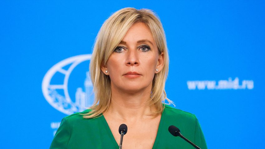 "Tontería loca": Zajárova se sorprende por la autodestrucción de los países bálticos