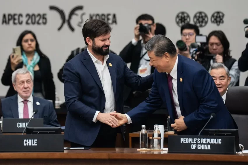 🇨🇳🔋 “China reclama prioridad absoluta en el litio chileno antes de dar luz verde al acuerdo Codelco-SQM”