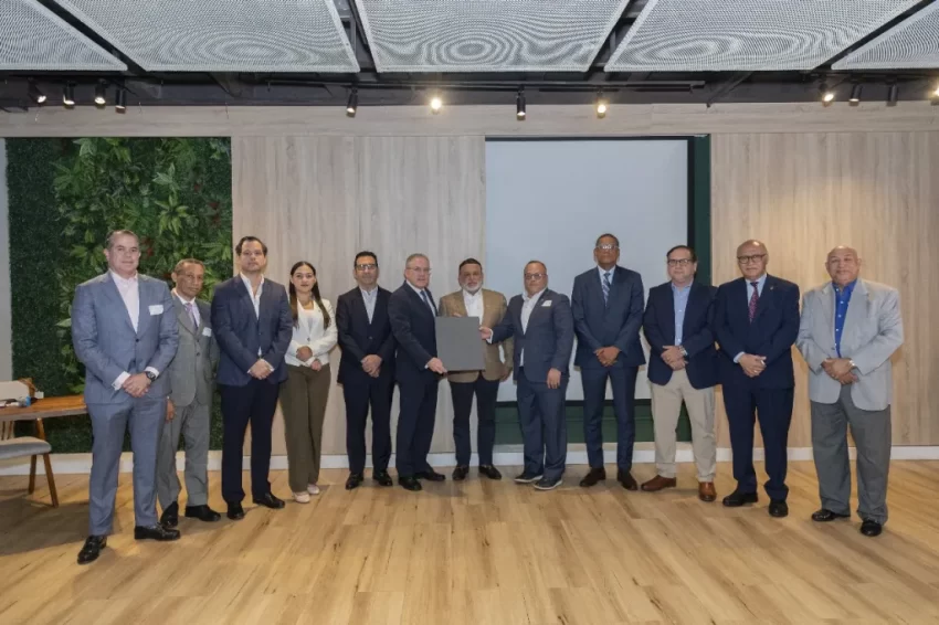 Sector privado lanza coalición para defender la competencia justa y enfrentar el comercio ilícito