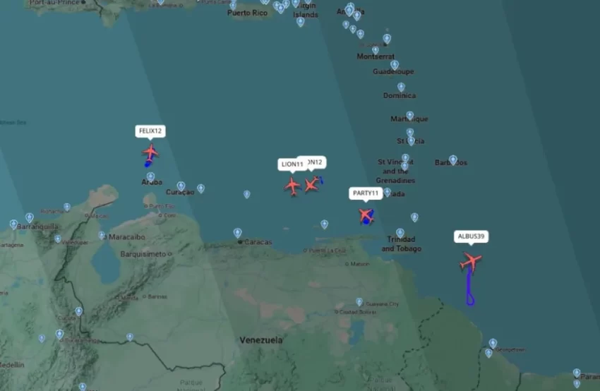 ¡ALARMA SOBRE EL CARIBE! Cinco aviones militares de EE.UU. sobrevuelan costas de Venezuela 🚨✈️
