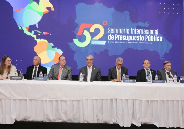 Presidente Abinader destaca importancia de la transparencia y eficacia del gasto público para llevar más desarrollo y bienestar a la ciudadanía