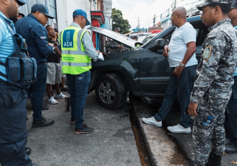 Alcaldía del DN realiza amplio operativo de aseo y recuperación de espacios en los ensanches La Fe y Kennedy