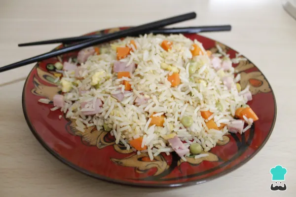 Receta de Arroz tres delicias chino