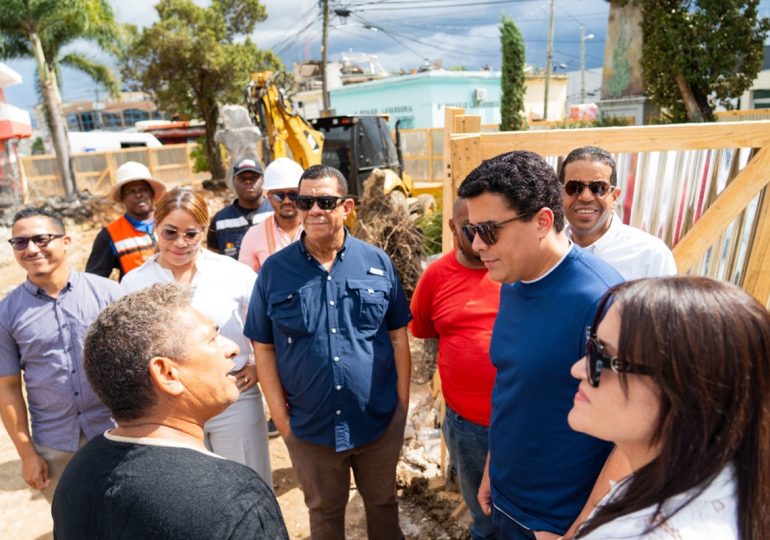 Nacionales Video | David Collado supervisa obras que ejecuta turismo en Higüey