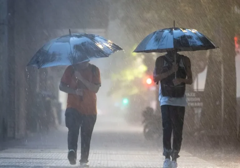 INDOMET alerta sobre aguaceros y fuertes vientos en varias provincias del país