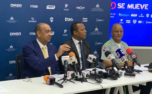 Primera fase RD se Mueve redujo en 30% los tapones; Gabinete Transporte explicó que prohibición de giro a la izquierda ha disminuido en hasta 15 minutos tiempo de traslado