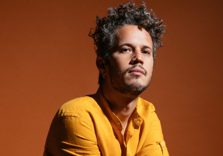 Vicente García se alza con el Latin Grammy al Mejor Álbum Tropical Contemporáneo