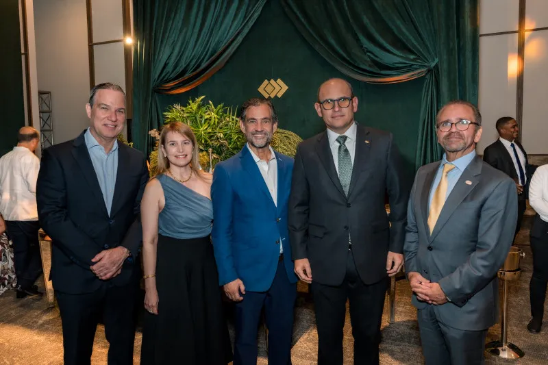 SOLIDEZ Y VISIÓN: BANCO CARIBE CELEBRA UN AÑO DE LOGROS Y FORTALECIMIENTO DE ALIANZAS ESTRATÉGICAS