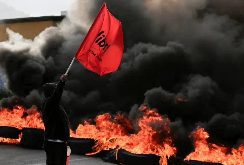 HONDURAS EN CRISIS: DISTURBIOS BLOQUEAN EL ESCRUTINIO Y AUMENTAN LA INCERTIDUMBRE ELECTORAL ⚠️