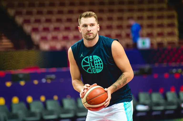 📱 El "Efecto Dončić": Luka y la nueva era de dominio digital en la NBA 🏀