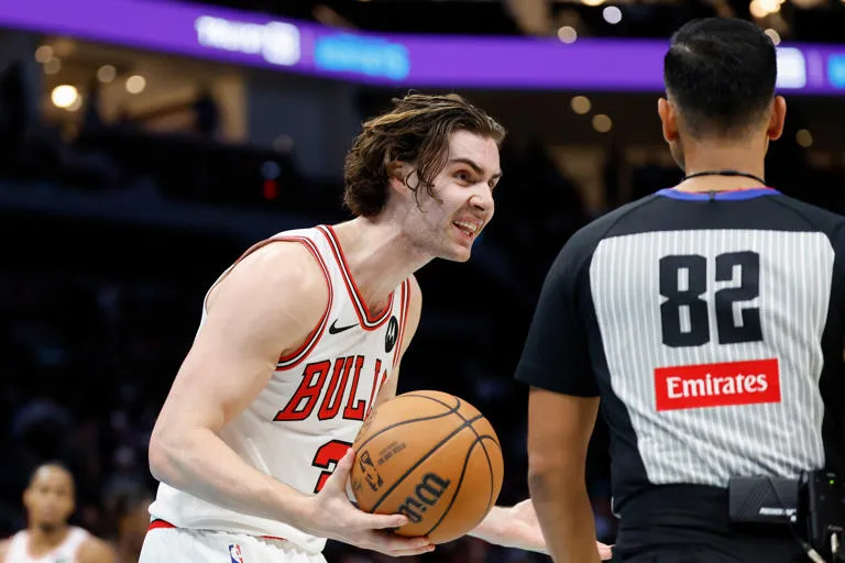 Josh Giddey lidera a los Bulls y corta la mala racha ante Hornets