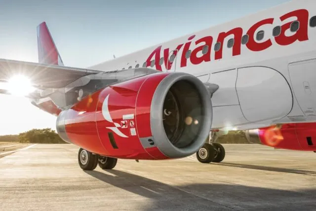 Avianca da golpe a agencias: vuelve al GDS y cobrará el costo