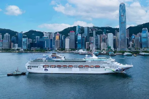 StarCruises presenta nuevos cruceros de corta duración desde Hong Kong en Star Voyager